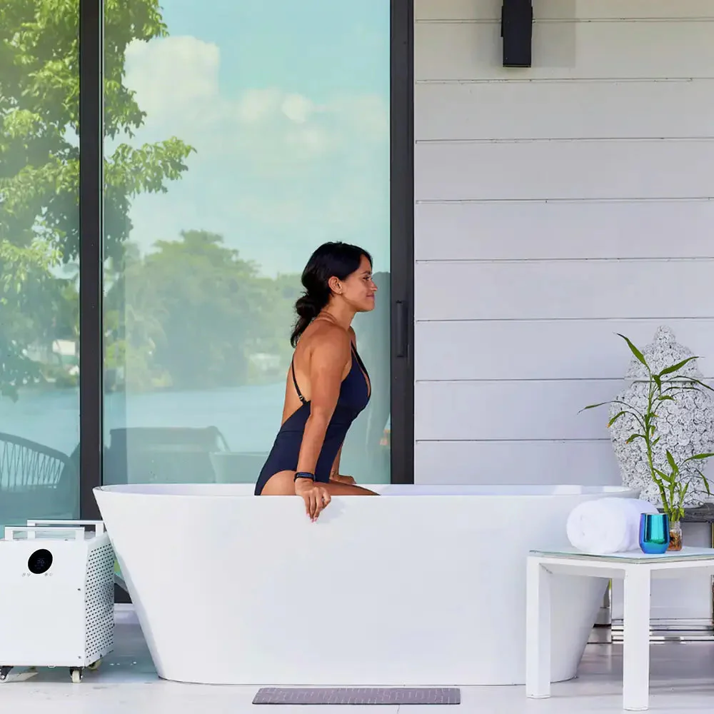Does Equinox Have Cold Plunge